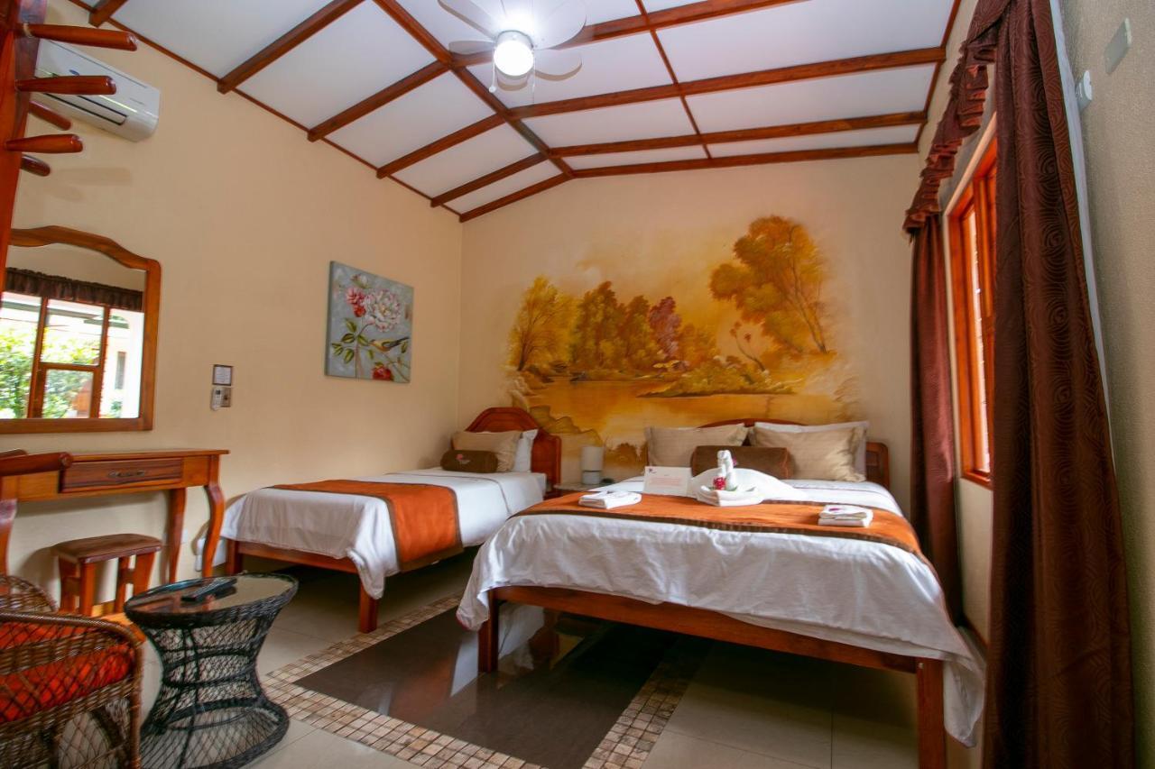 Hotel La Rosa De America Coyol Exterior photo